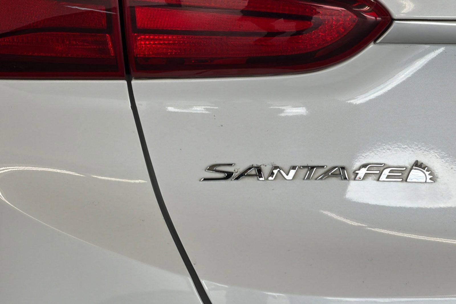 Used 2020 Hyundai Santa Fe SEL FWD image 25