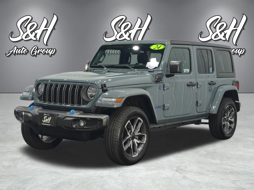 Used 2024 Jeep Wrangler Unlimited image 14