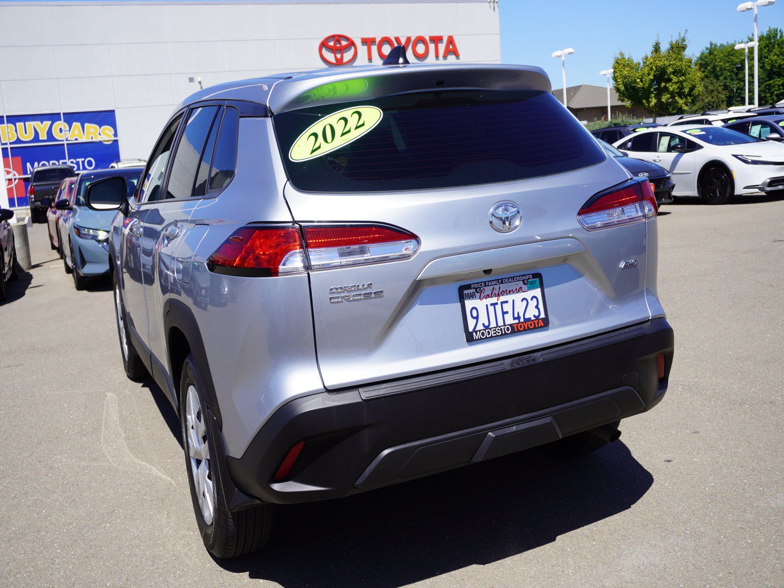 Used 2022 Toyota Corolla Cross L AWD/4WD image 8