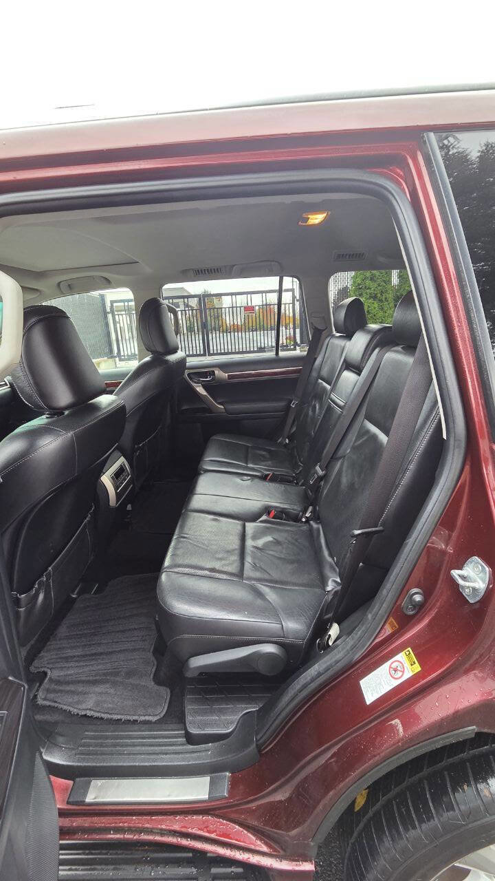Used 2010 Lexus GX 460 image 12