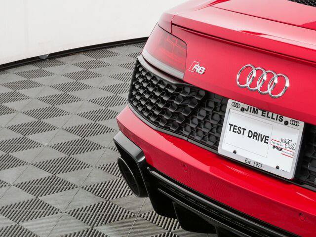 Used 2023 Audi R8 V10 performance RWD image 30