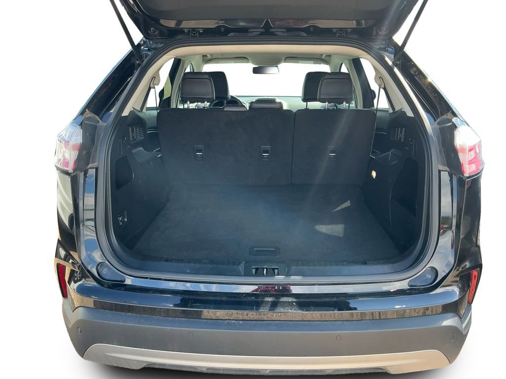 Used 2024 Ford Edge SEL image 16