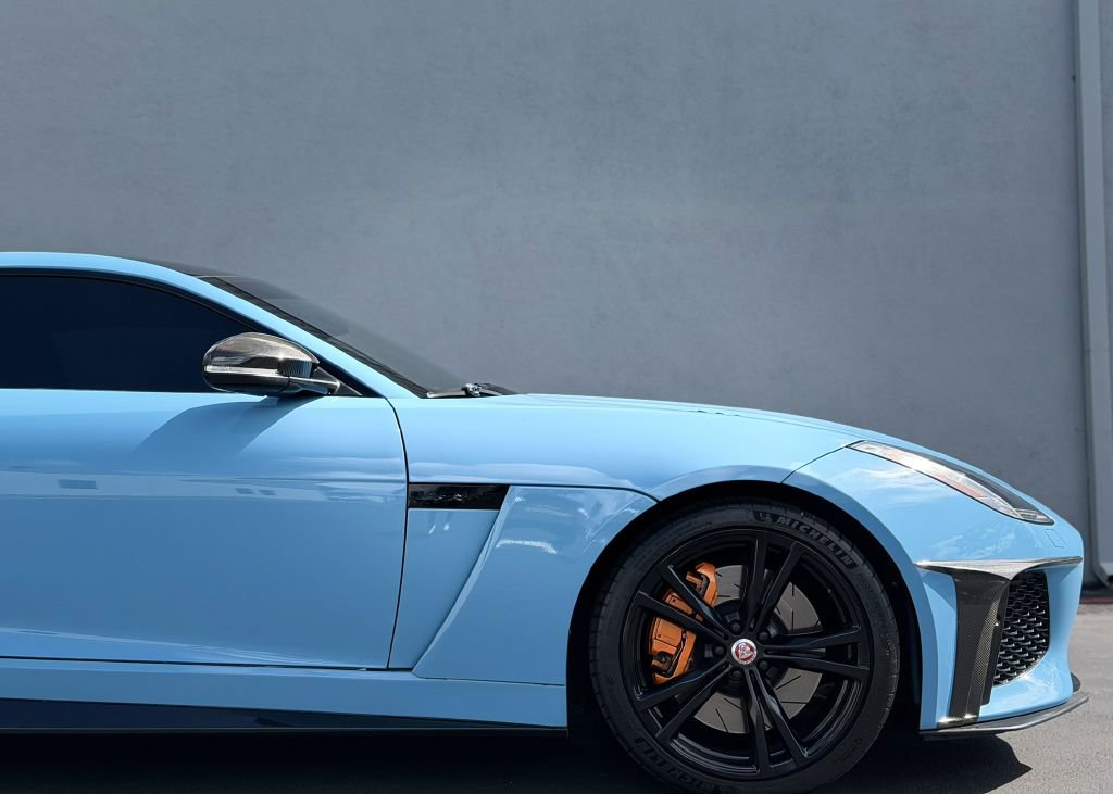 Used 2017 Jaguar F-TYPE SVR image 5