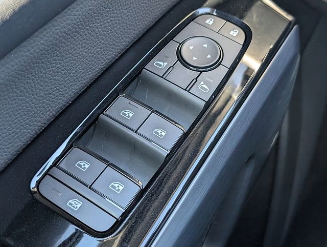 New 2026 Nissan Pathfinder SL w/ SL Premium Package image 18