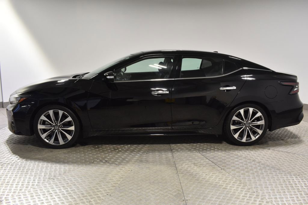 Used 2021 Nissan Maxima Platinum w/ Sport Mat Group image 2