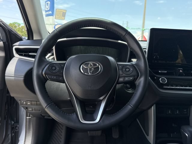 Used 2024 Toyota Corolla Cross XLE w/ Convenience Package AWD/4WD image 36