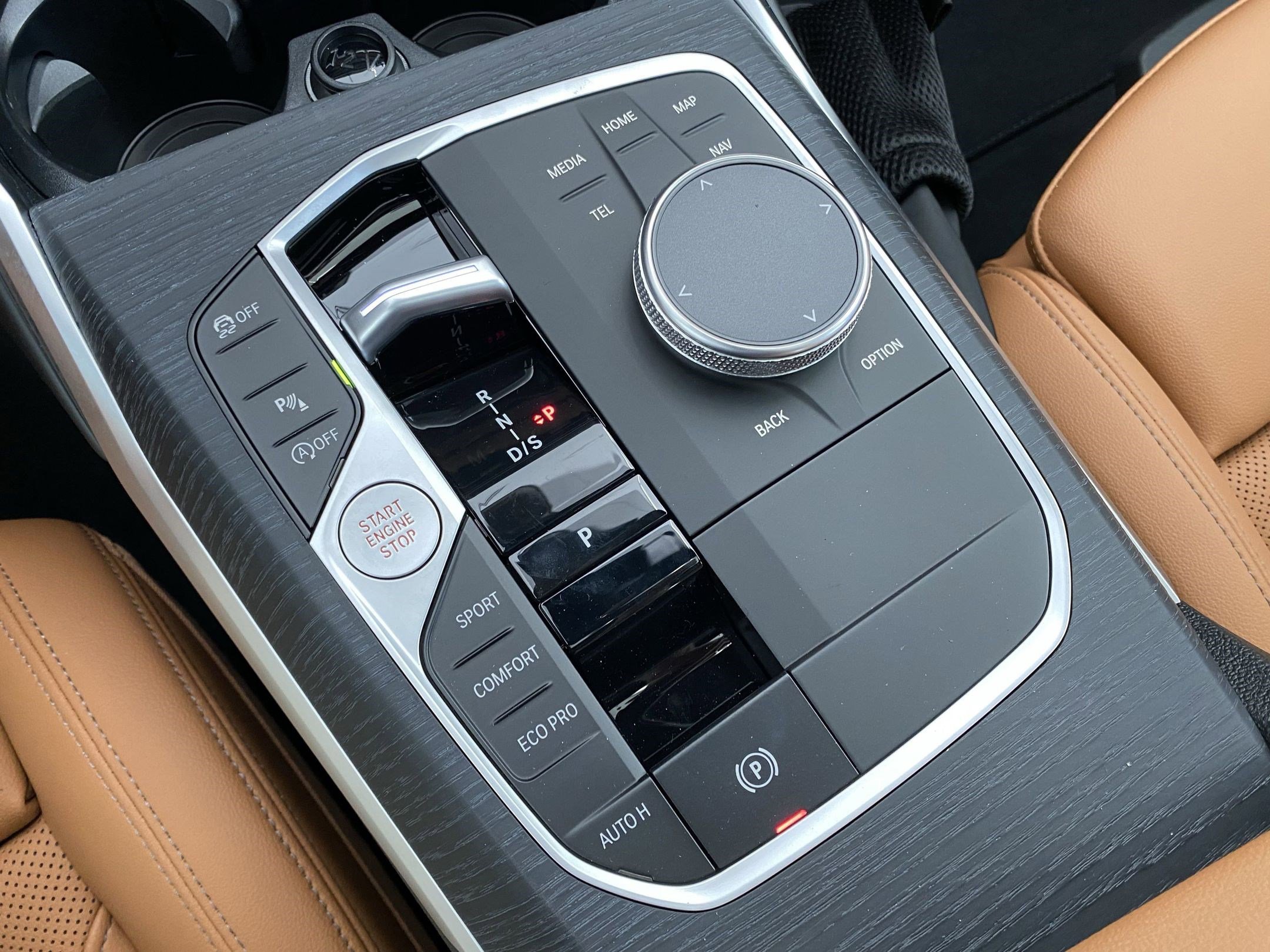 Used 2025 BMW 330i xDrive Sedan w/ Convenience Package image 30