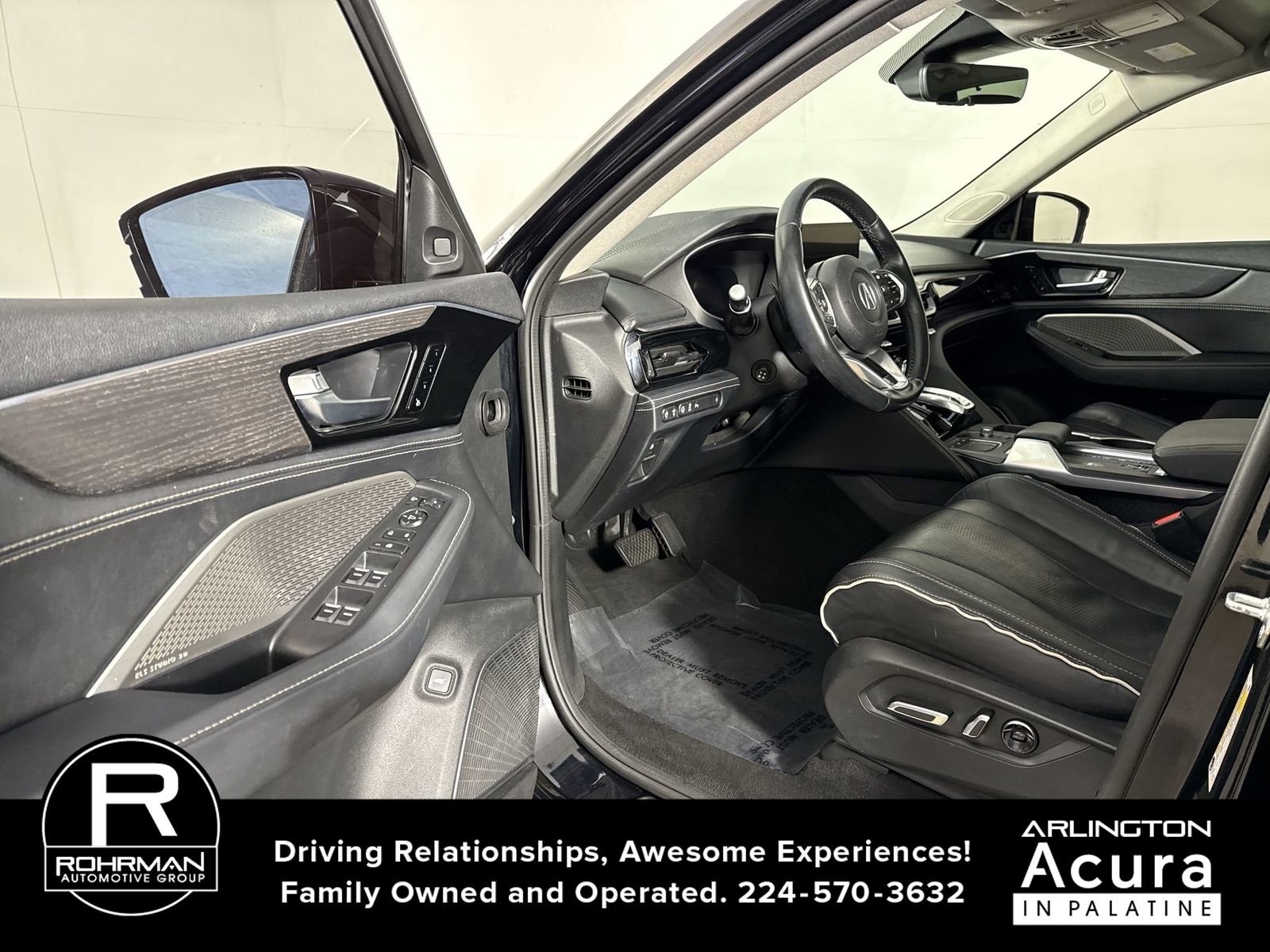 Certified 2023 Acura MDX SH-AWD w/ Advance Package image 4