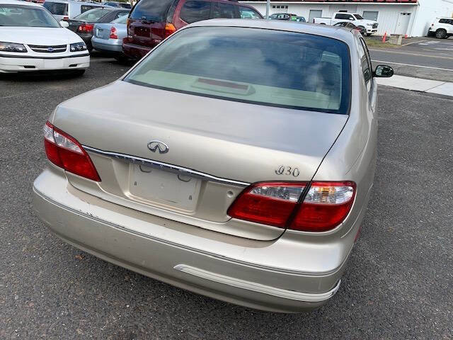 Used 2001 INFINITI I30 image 13
