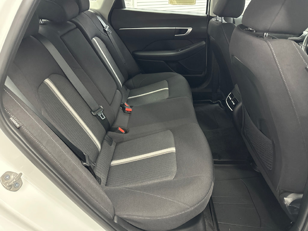 Certified 2025 Hyundai Sonata SEL FWD image 16
