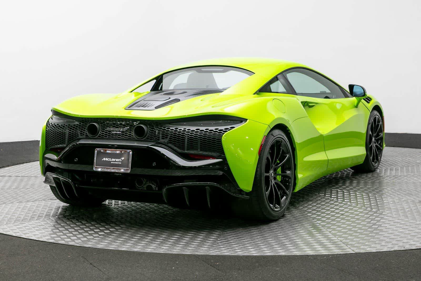 New 2026 McLaren Artura RWD image 20