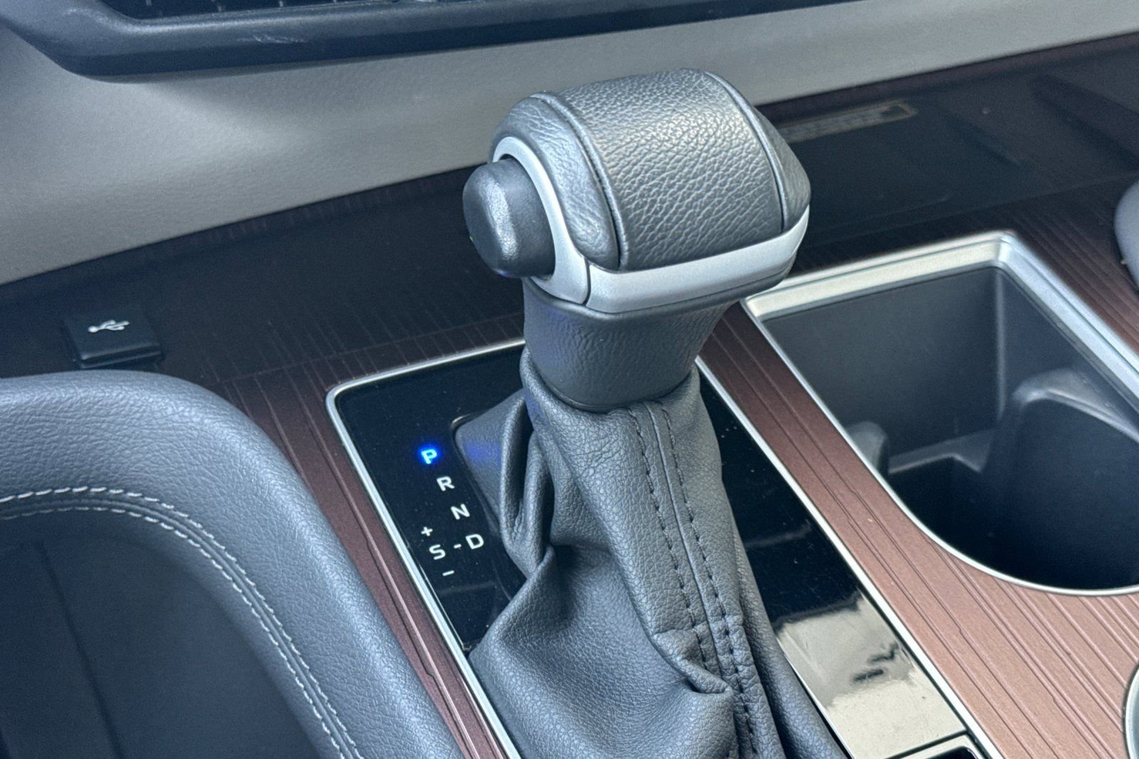 Used 2024 Toyota Sienna XLE w/ XLE Plus Package image 31