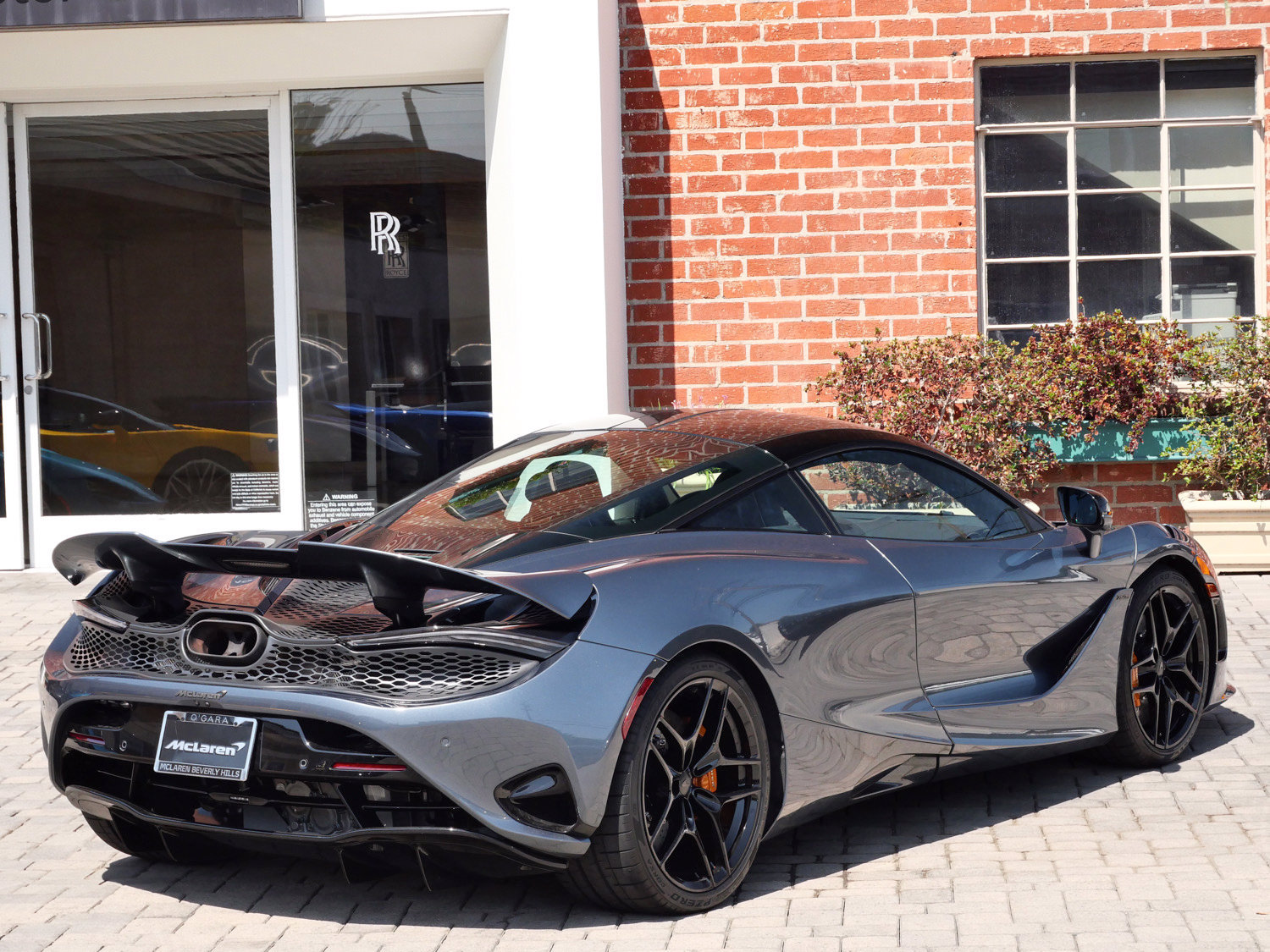 New 2025 McLaren 750S RWD image 4
