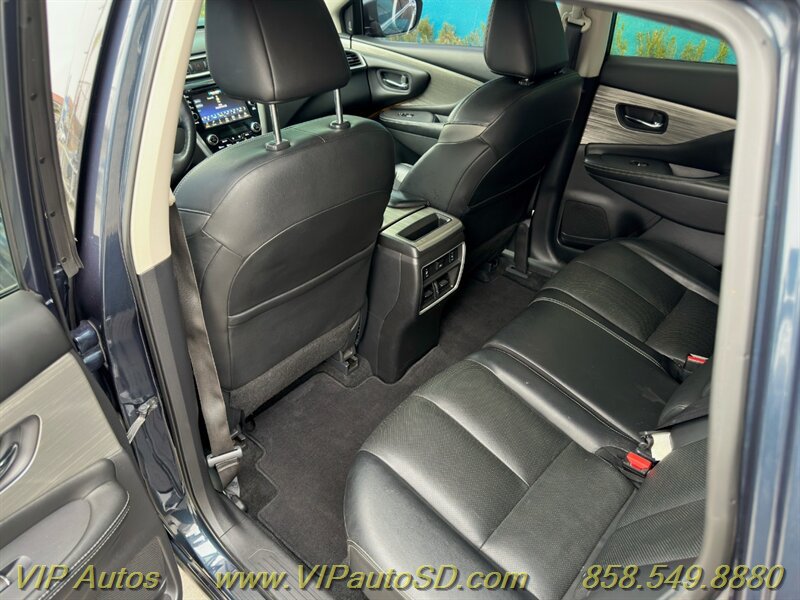 Used 2018 Nissan Murano Platinum w/ Cargo Package FWD image 6
