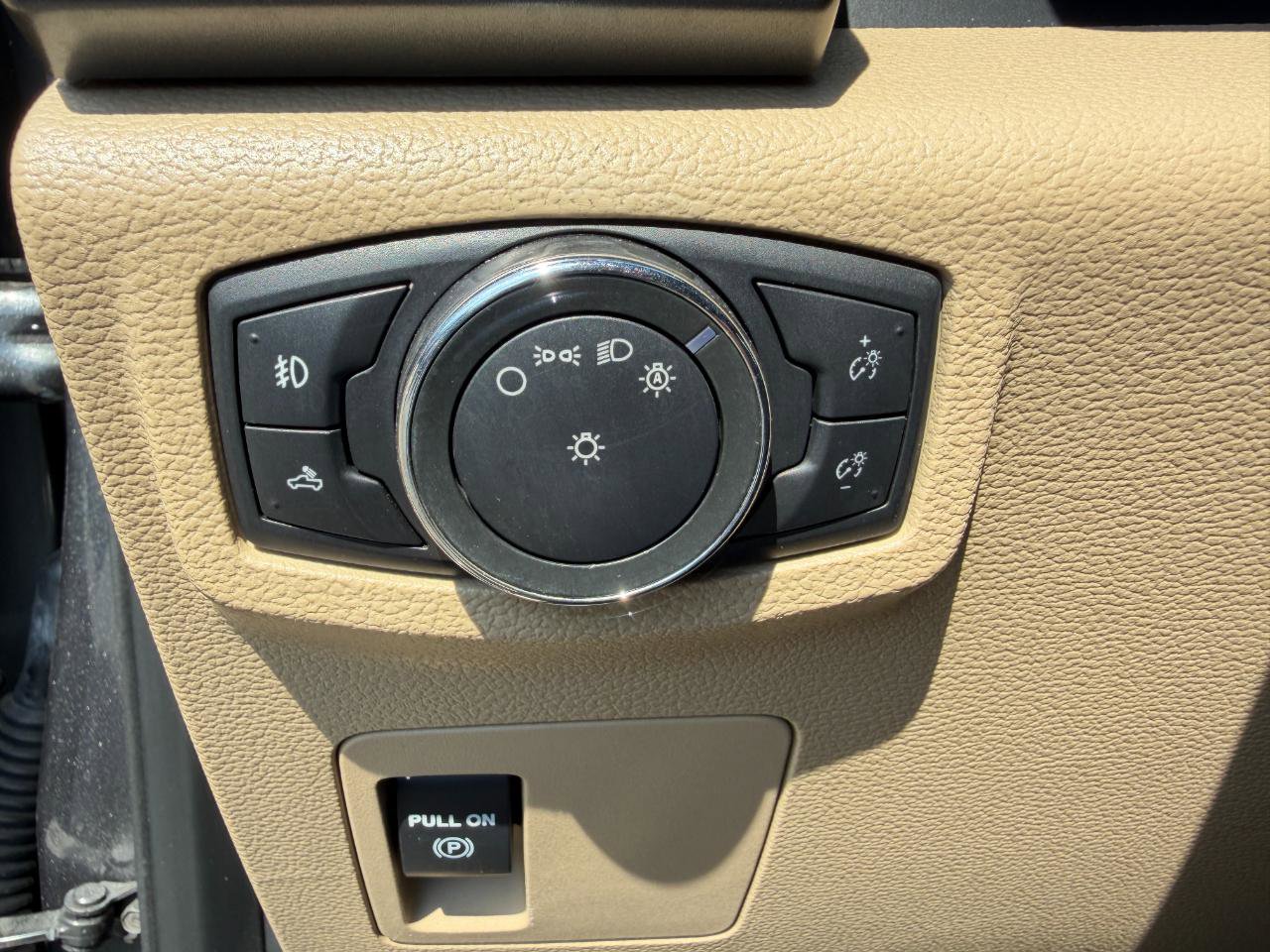 Used 2016 Ford F150 XLT RWD image 34