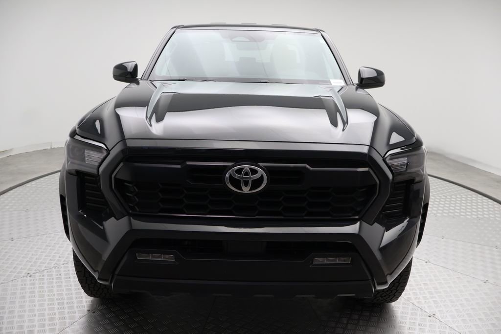 Certified 2025 Toyota Tacoma TRD Off-Road image 5