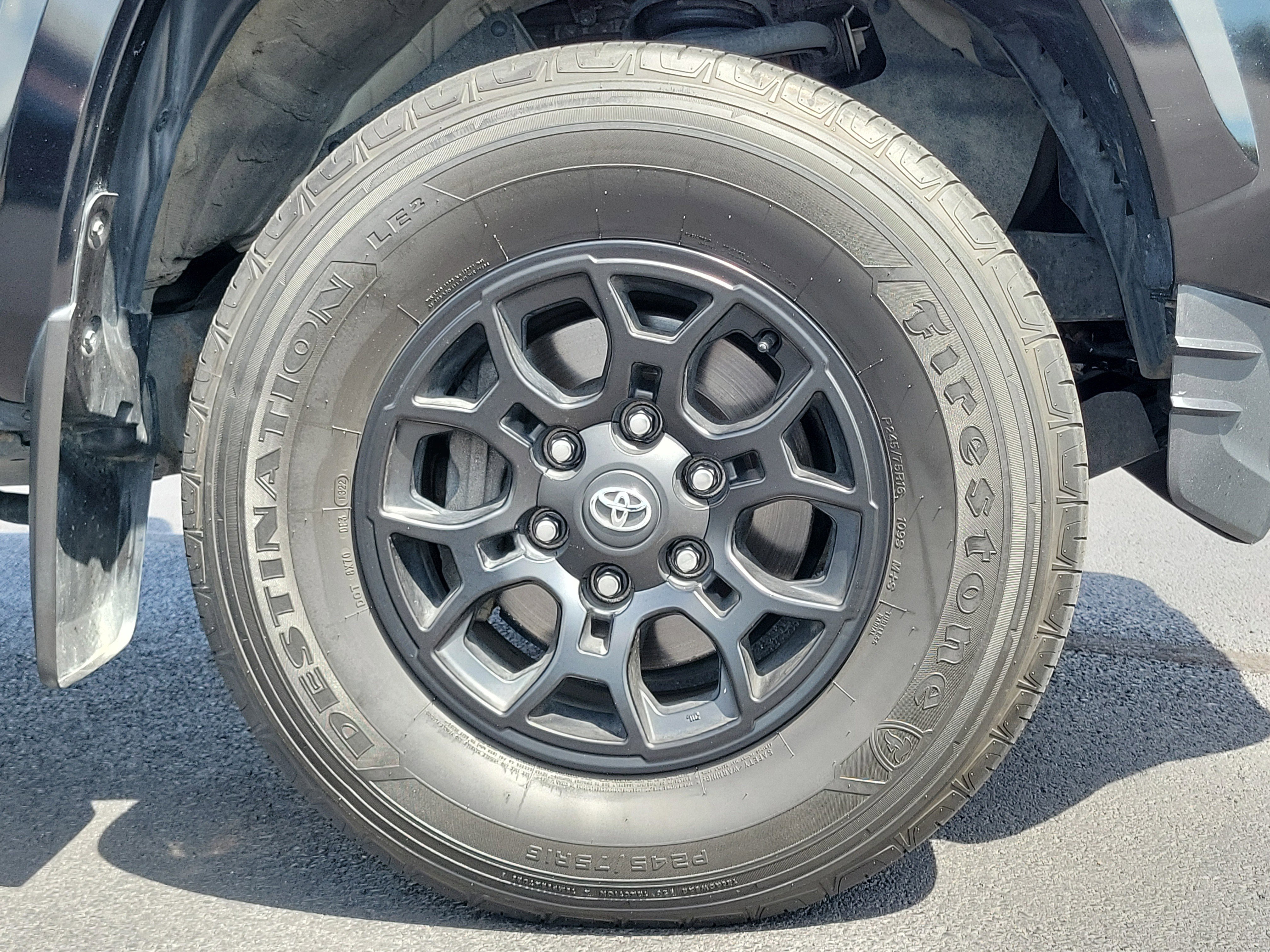 Used 2022 Toyota Tacoma SR5 image 5