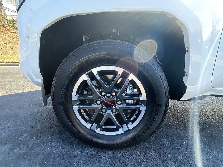 Certified 2025 Toyota Tacoma TRD Sport w/ TRD Sport Upgrade Package image 8