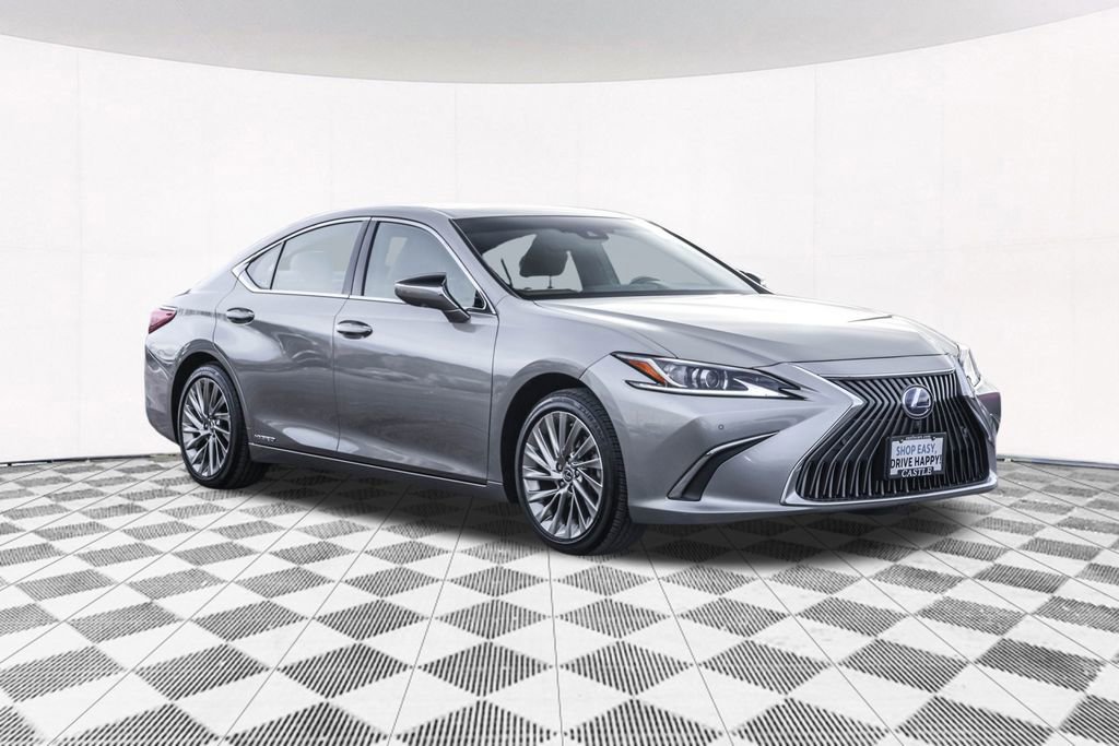Used 2020 Lexus ES 300h 300h Luxury w/ Accessory Package 2 image 10