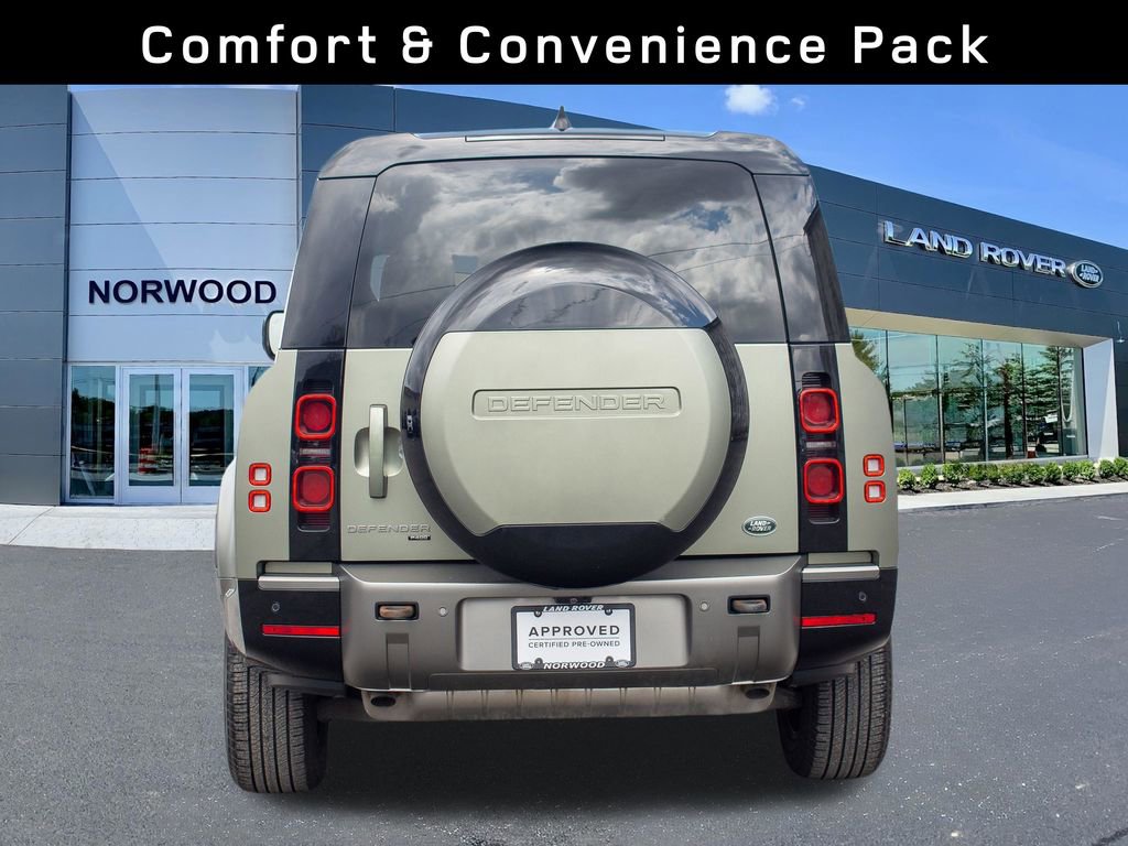 Used 2023 Land Rover Defender 130 X-Dynamic SE image 5