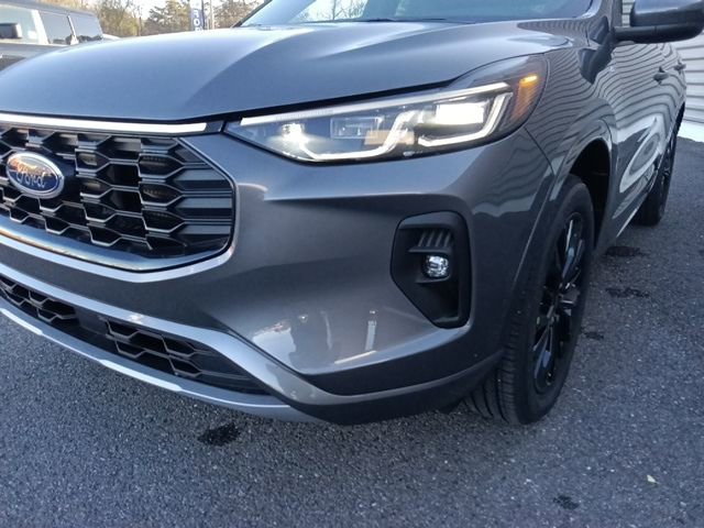 New 2026 Ford Escape ST-Line Elite w/ Equipment Group 501A image 9