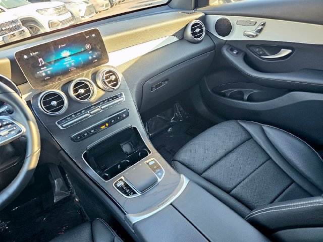 Certified 2022 Mercedes-Benz GLC 300 4MATIC image 35
