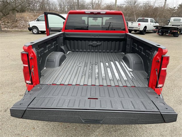 New 2026 Chevrolet Silverado 2500 ZR2 image 23