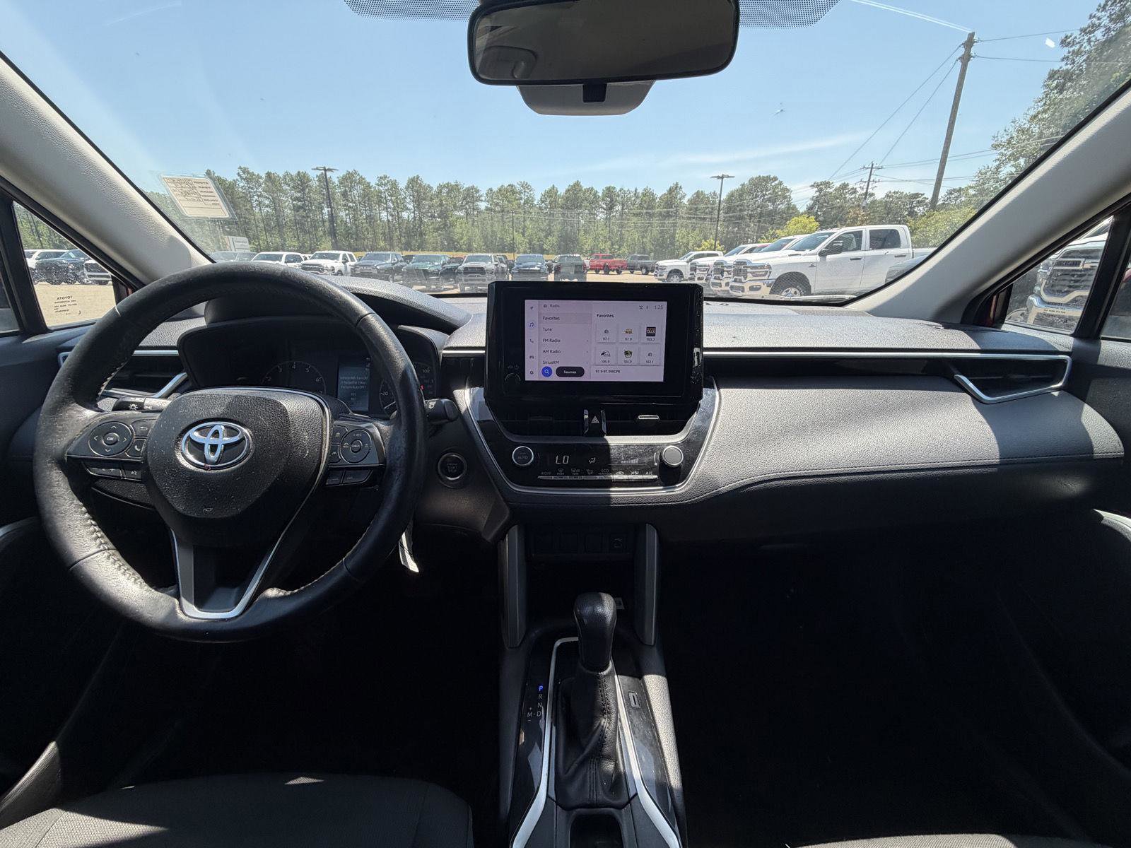 Used 2023 Toyota Corolla Cross LE FWD image 7