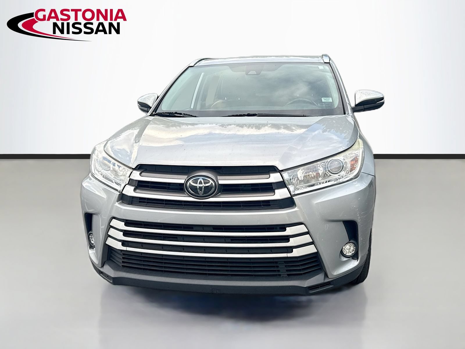 Used 2018 Toyota Highlander XLE FWD image 31