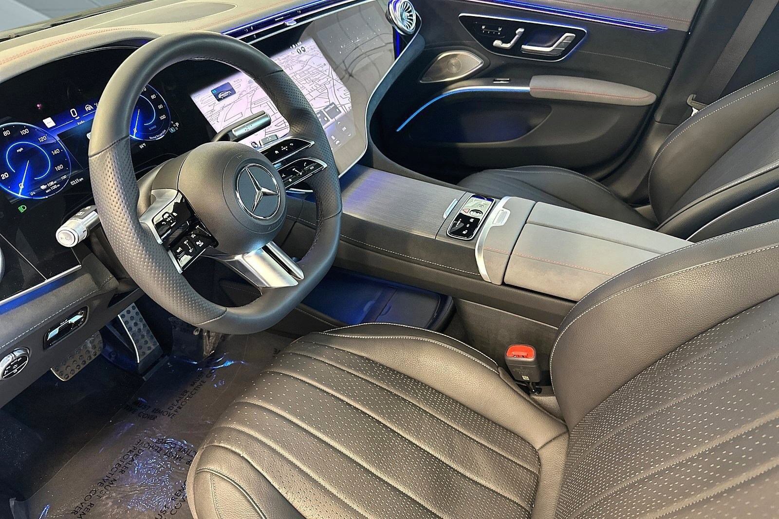 Used 2022 Mercedes-Benz EQS 580 4MATIC Sedan image 4