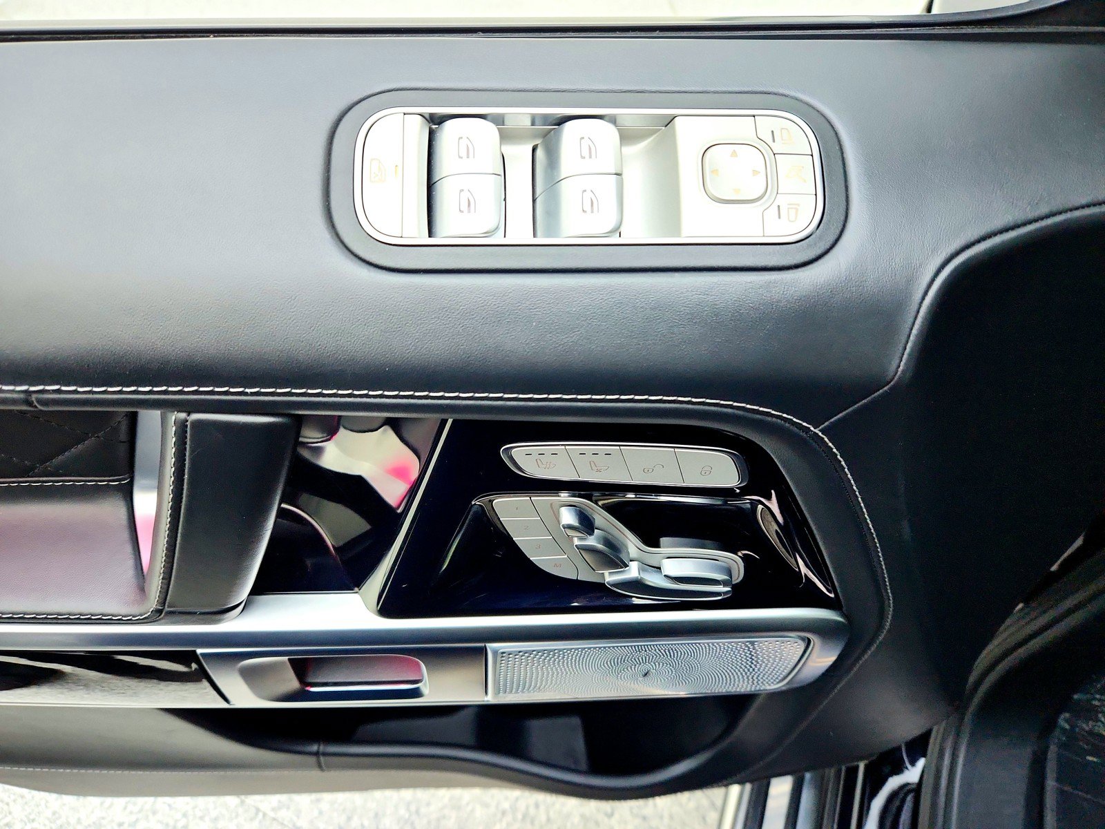 Certified 2023 Mercedes-Benz G 63 AMG 4MATIC image 36