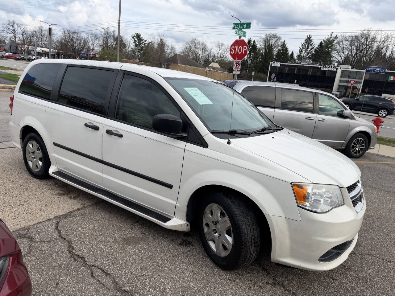 Used 2013 Dodge Grand Caravan American Value Package FWD image 5