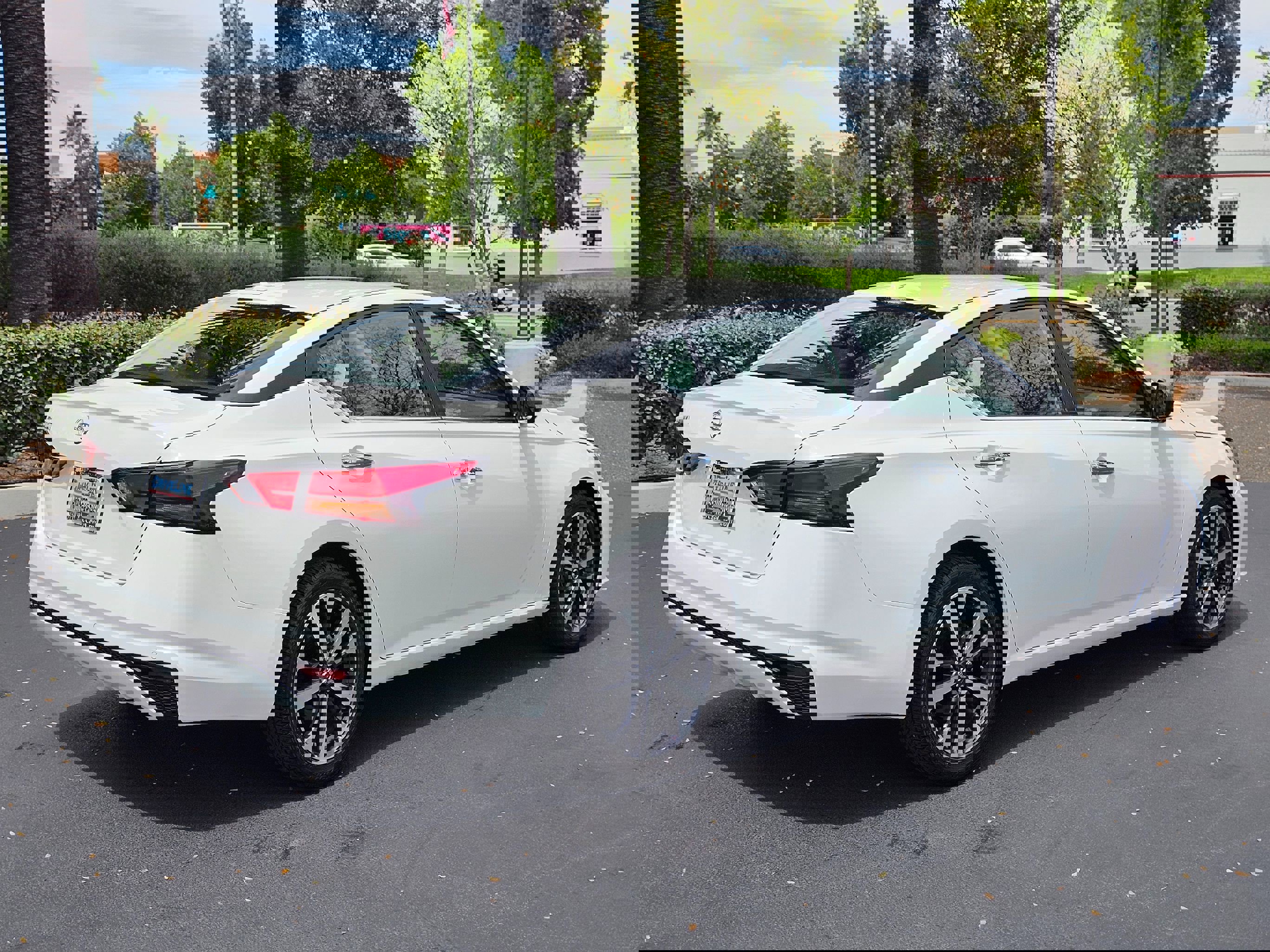 Used 2025 Nissan Altima 2.5 SV image 5