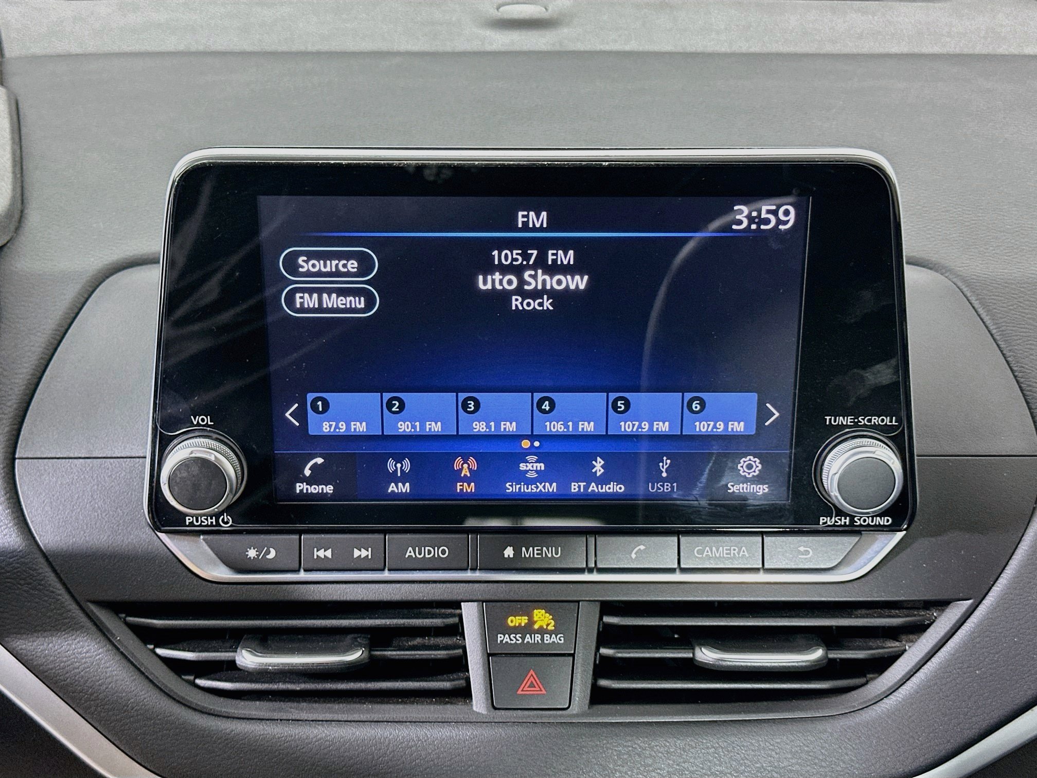 Used 2022 Nissan Altima 2.5 SV FWD image 21