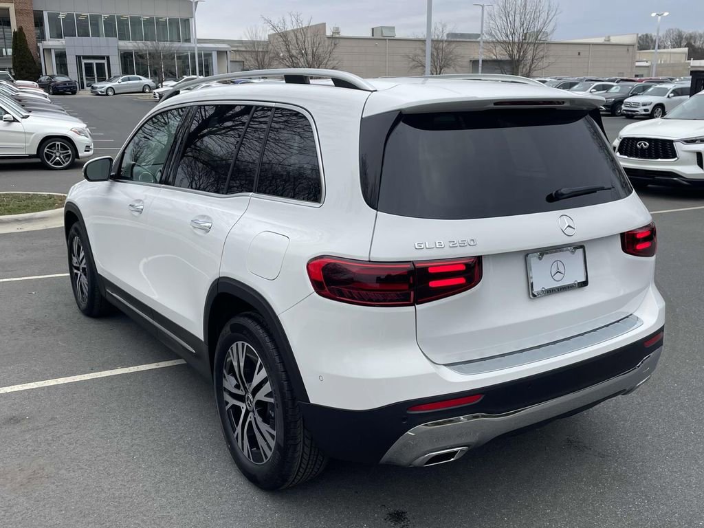 Certified 2025 Mercedes-Benz GLB 250 image 7