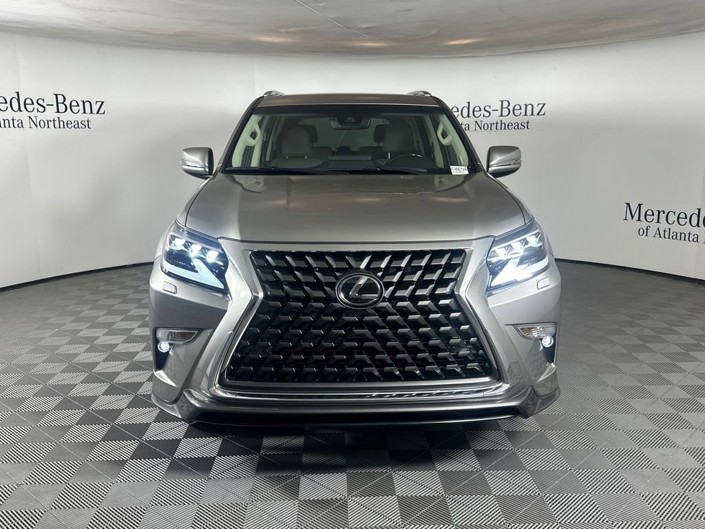 Used 2023 Lexus GX 460 Premium w/ Accessory Package AWD/4WD image 2