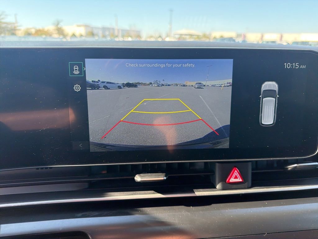 Used 2025 Kia Carnival image 25