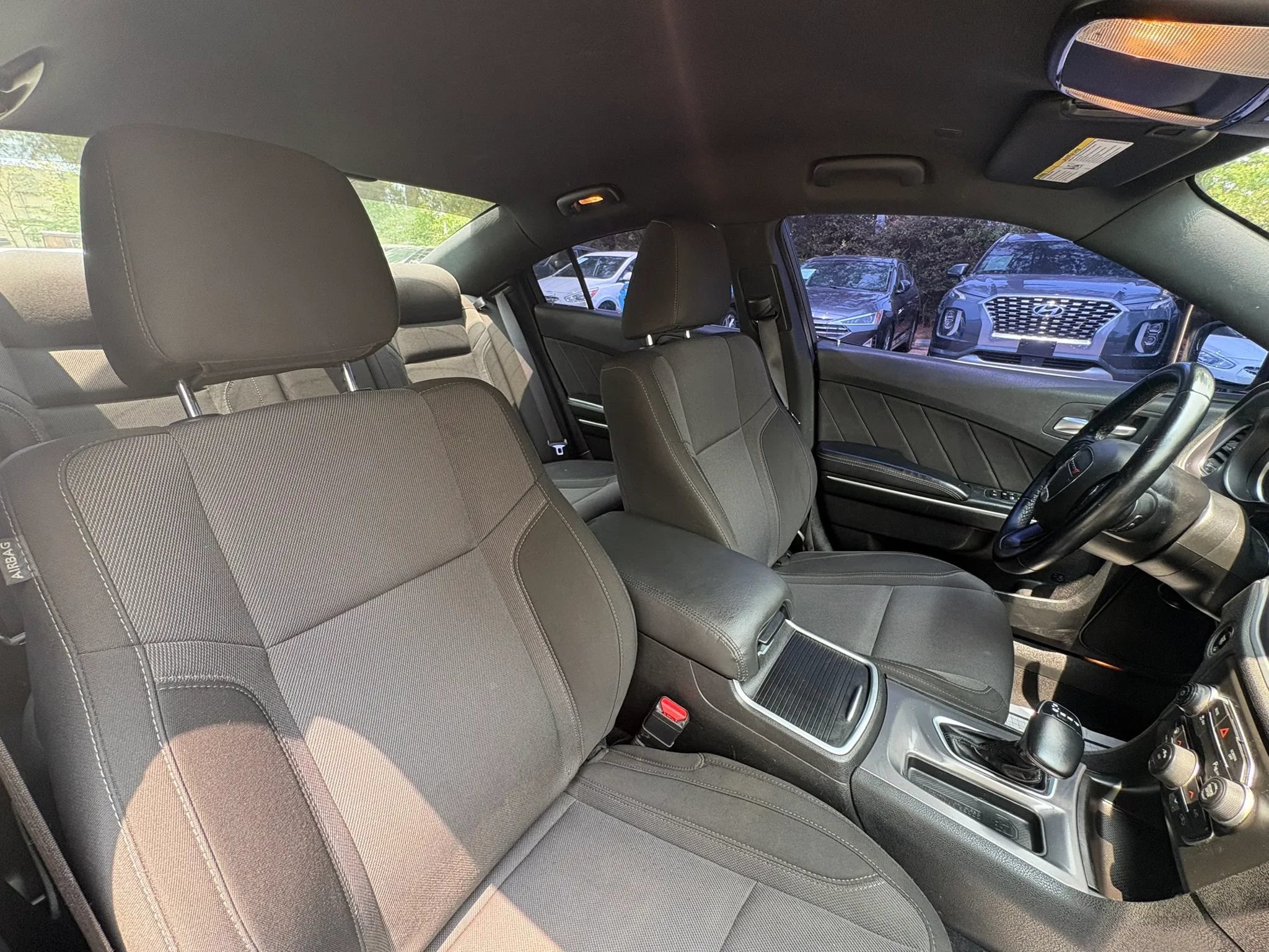 Used 2022 Dodge Charger SXT RWD image 8