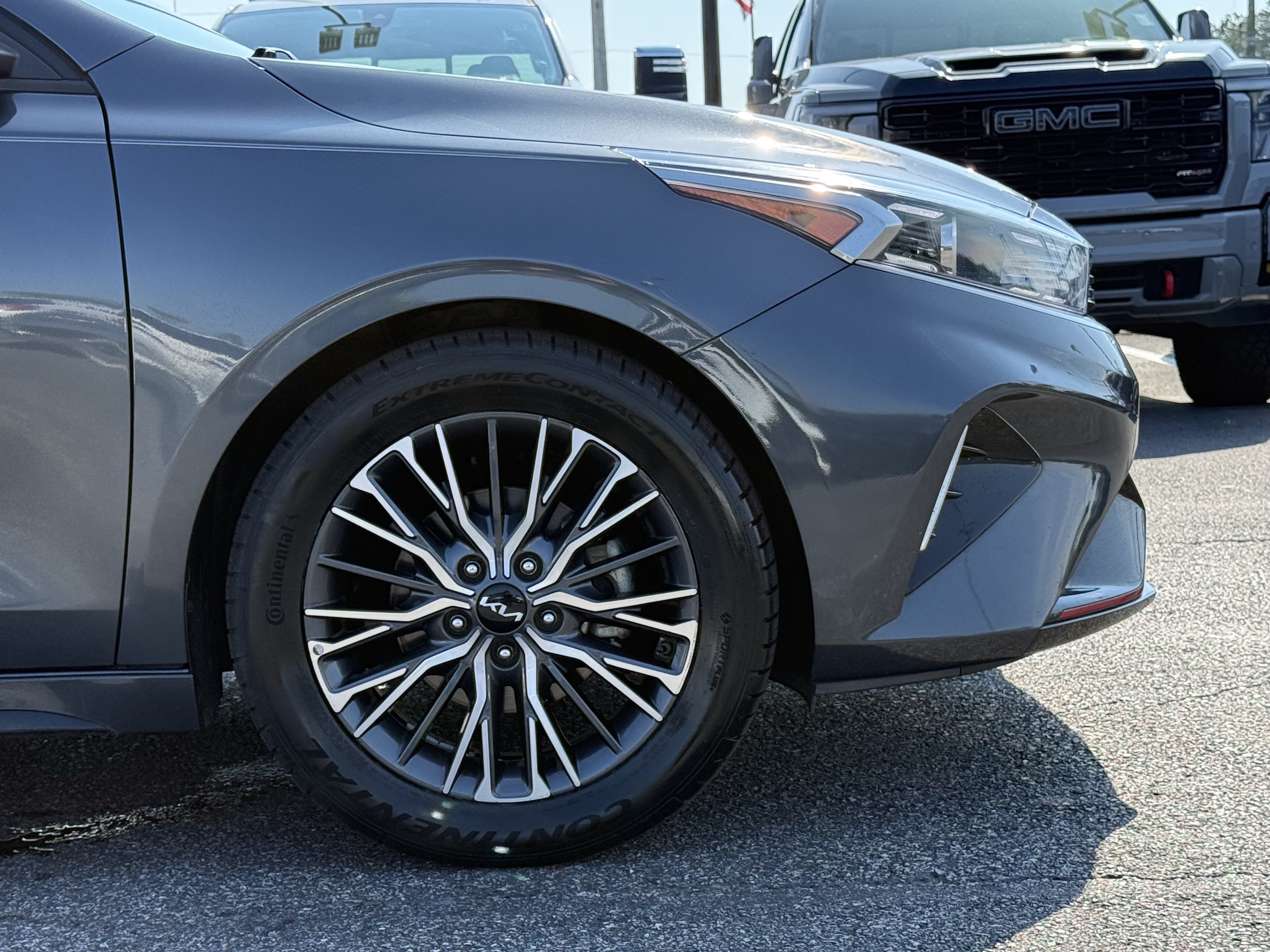 Used 2024 Kia Forte GT-Line FWD image 13