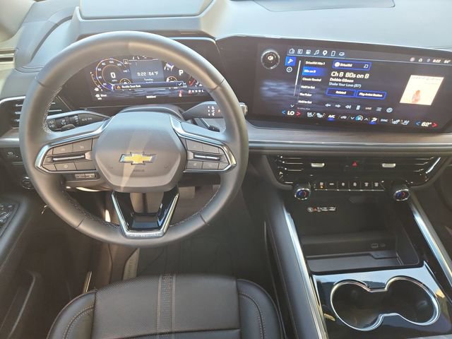 Used 2025 Chevrolet Tahoe High Country image 11