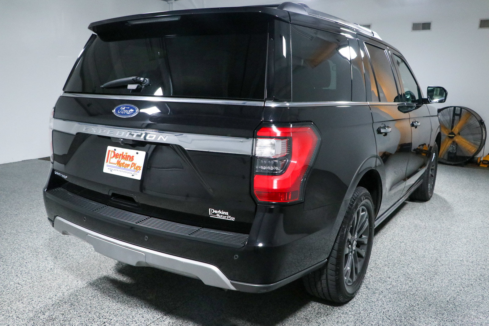 Used 2021 Ford Expedition Limited AWD/4WD image 7