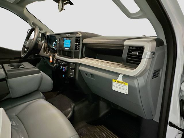New 2026 Ford F550 4x4 Regular Cab Super Duty image 26