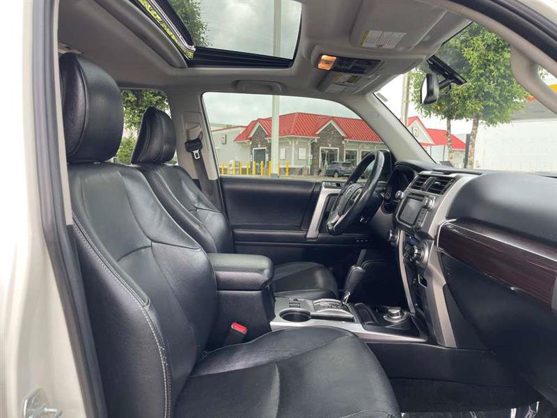 Used 2018 Toyota 4Runner Limited AWD/4WD image 72