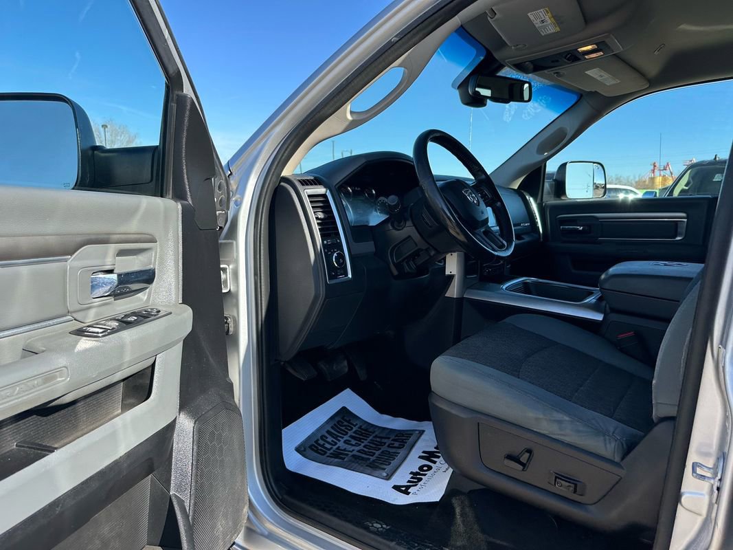 Used 2017 RAM 2500 Big Horn image 34