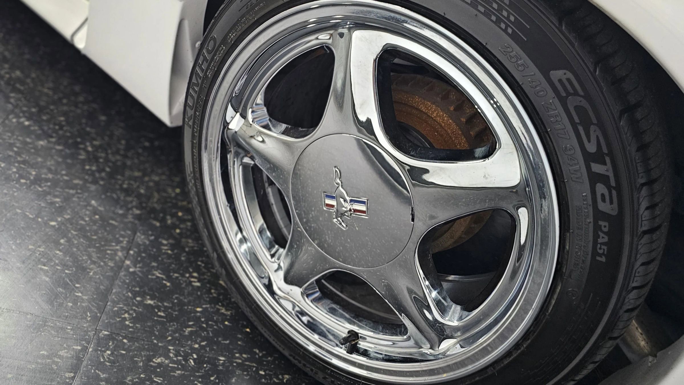 Used 1993 Ford Mustang GT RWD image 12