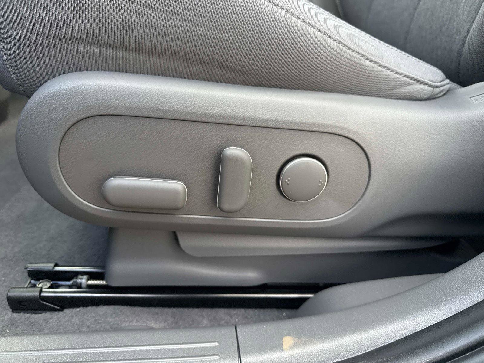 New 2026 Hyundai Ioniq 5 SE image 20