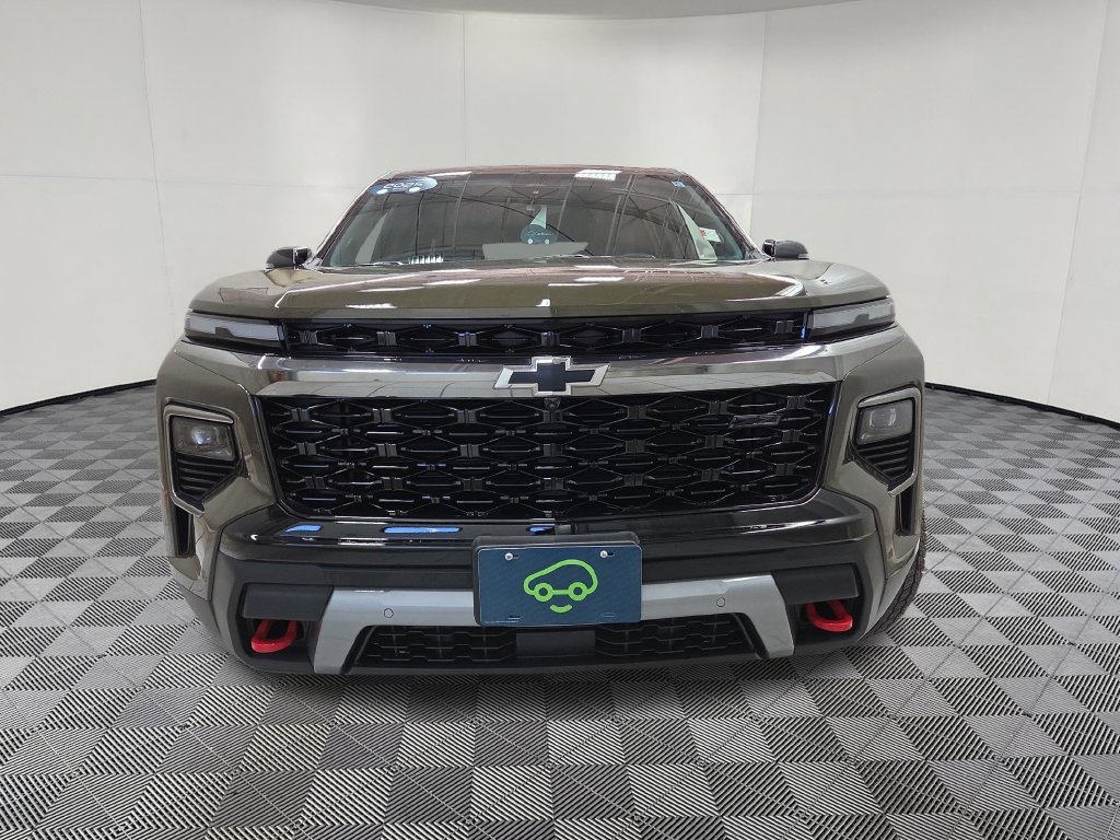 Certified 2025 Chevrolet Traverse Z71 w/ Enhanced Driving Package AWD/4WD image 5