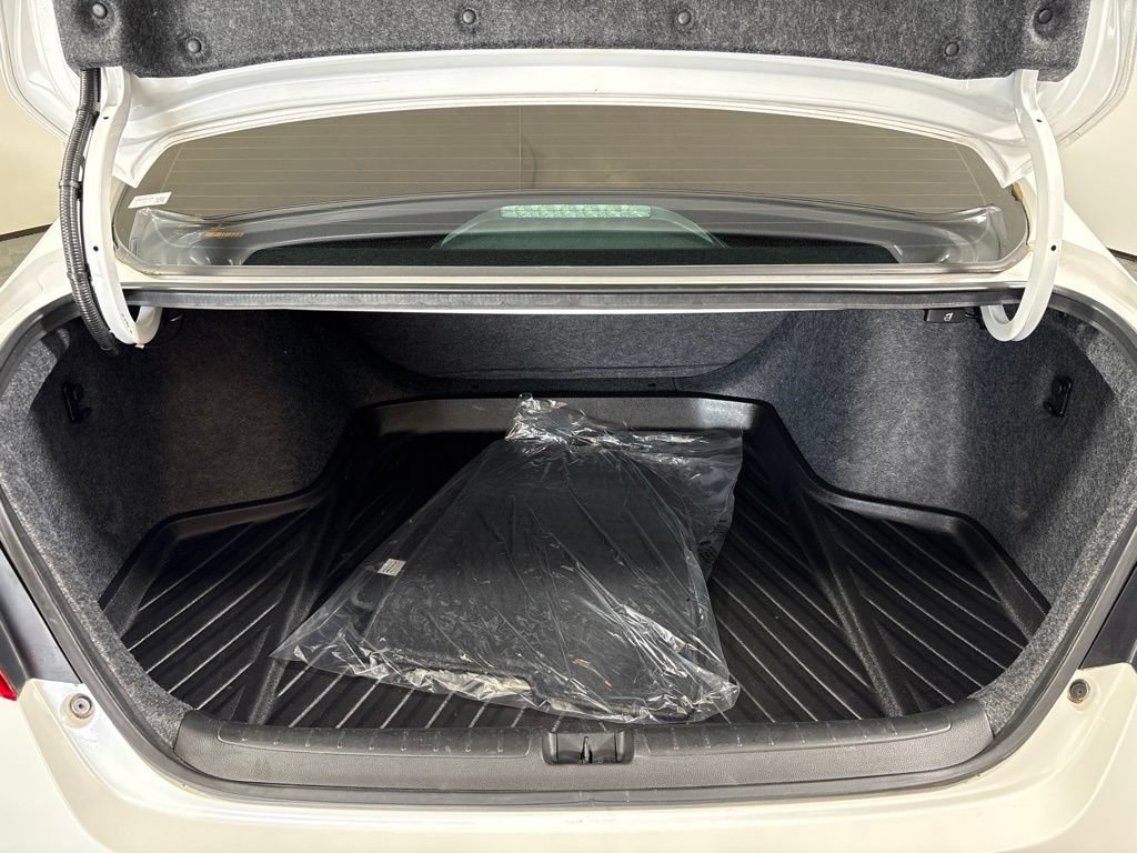 Used 2022 Honda Accord LX image 27