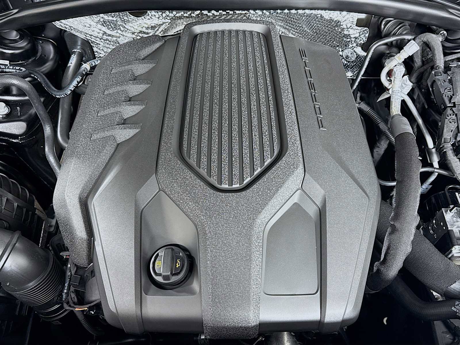 New 2026 Porsche Macan Turbo image 32