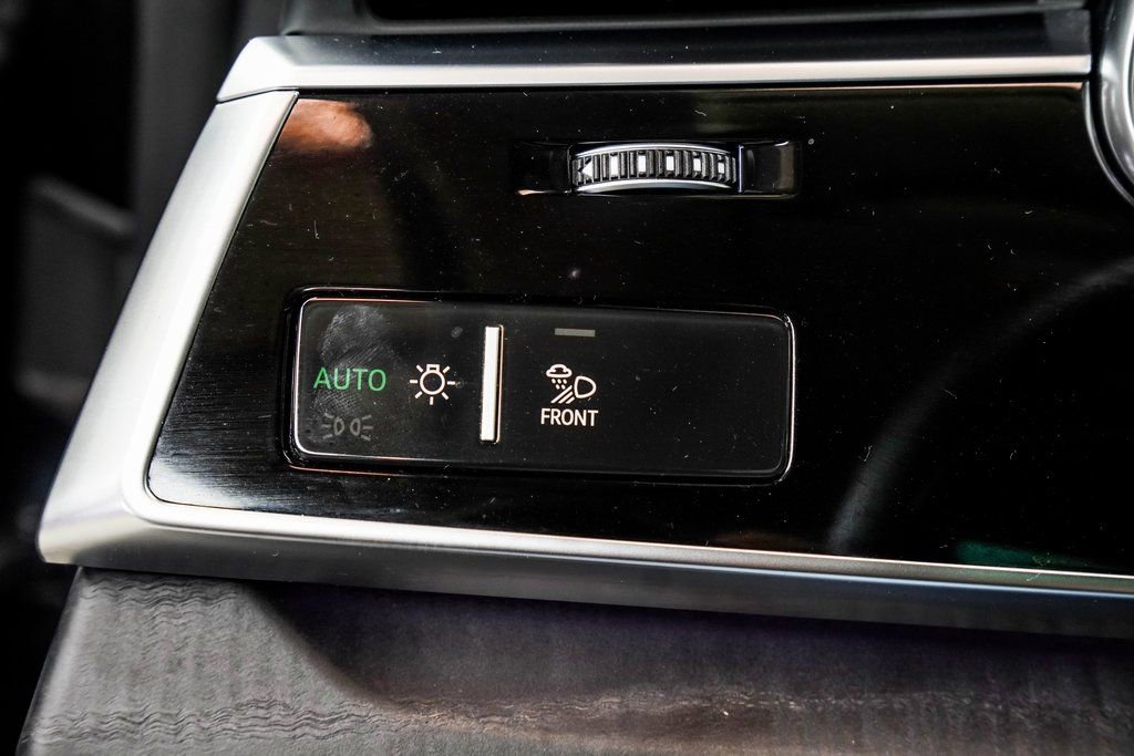 Used 2024 Audi Q8 Prestige w/ Prestige Package image 37